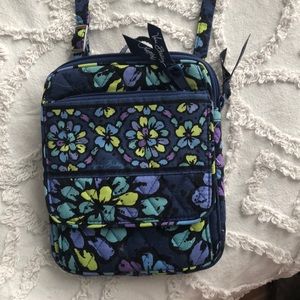 Vera bradley crossbody bag